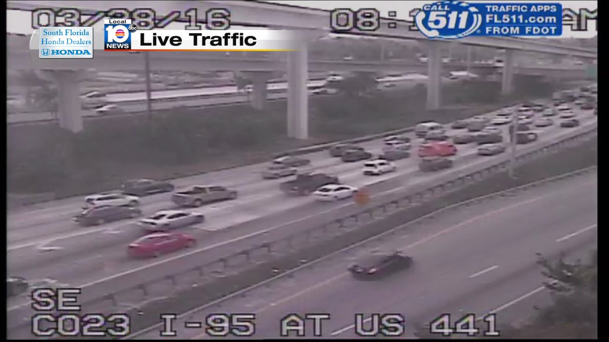 Crash on I-95 SB at SR-826 at the Golden Glades #TRAFFIC #MIAMI https://t.co/7rpI9ZRoeQ