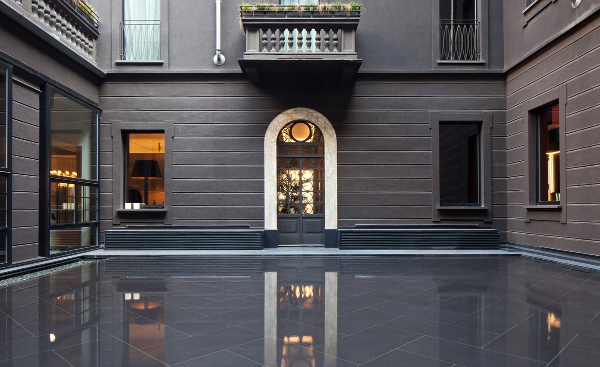 wallpapermag's tweet photo. Fourth generation Milanese entrepreneurs open plush boutique hotel: https://t.co/pcPab8vm7E https://t.co/r8ROrrZiMW