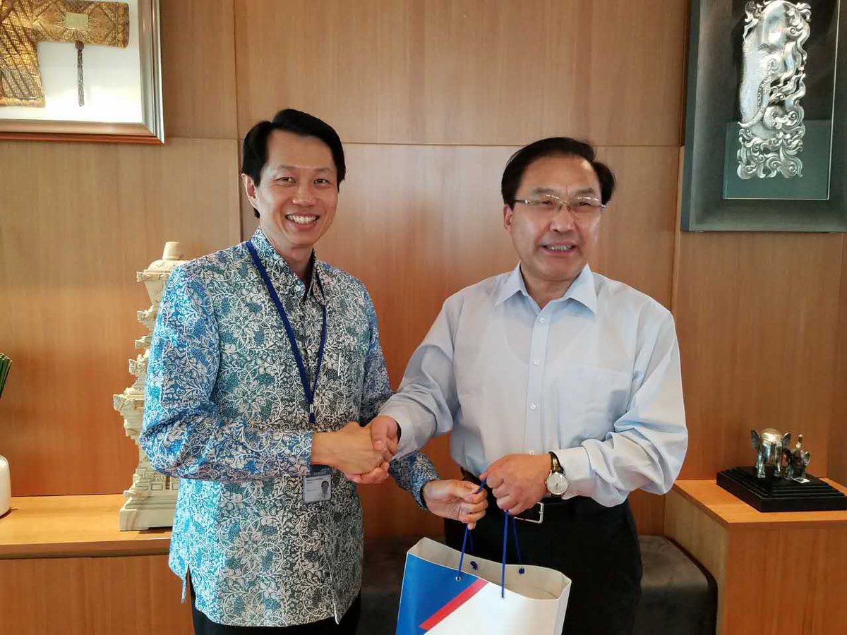 Great sharing session with Chairman of China Life &amp; their senior Leadership team