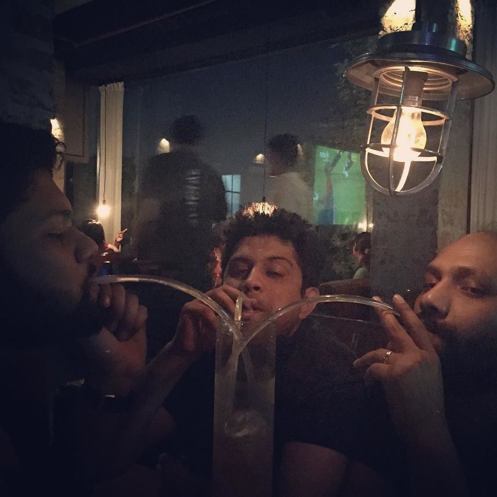 vivek0485's tweet photo. #cocktails @socialoffline.
#1ltr #hauzkhas #delhi
#india #mood #mondayblues https://t.co/TBfwgkMAf4 https://t.co/0oyKr9ZtBU