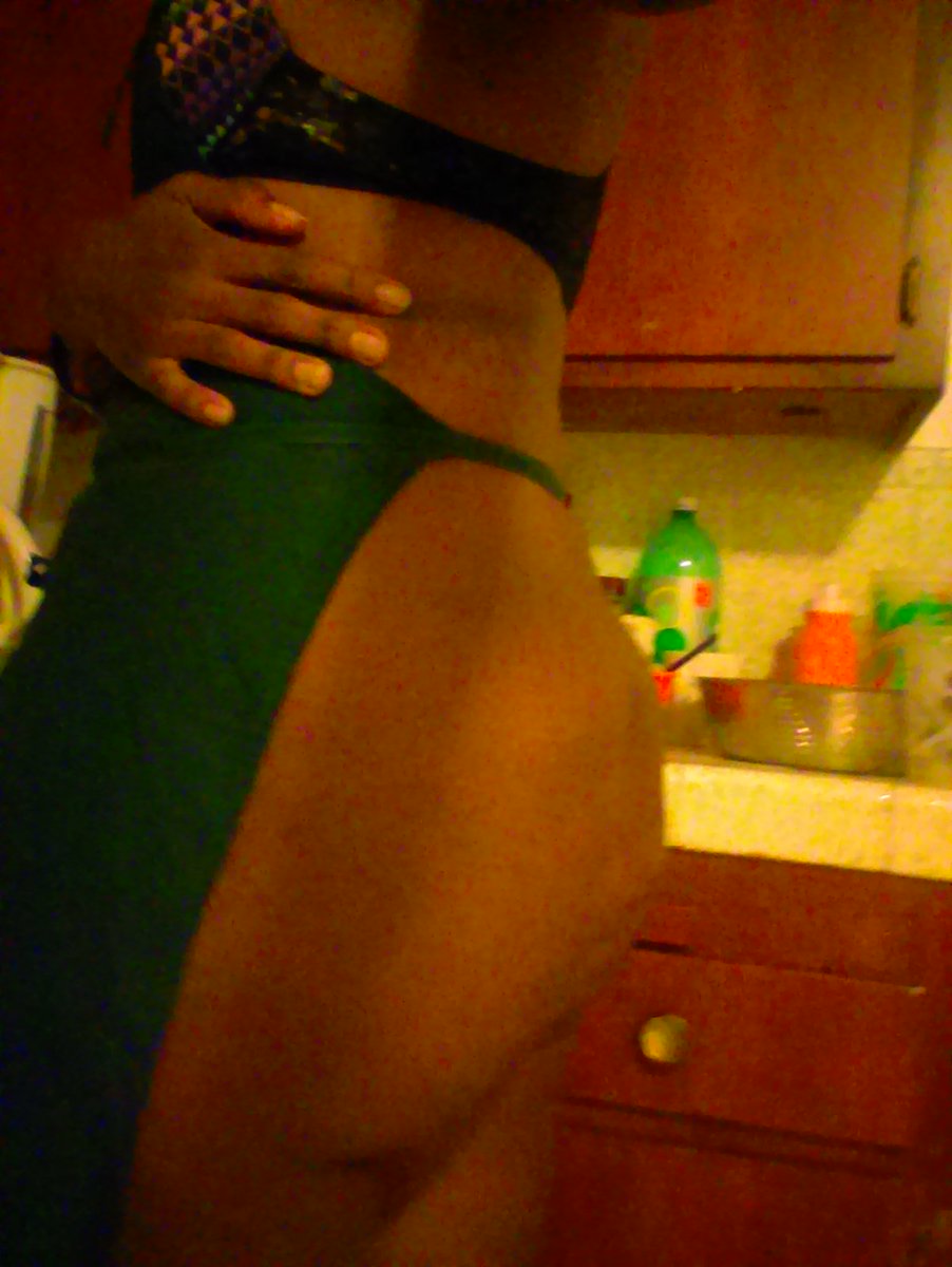 babygirlDaeva's tweet photo. Showing off my ass as I make Daddy His coffee #Booty #somuchass #damnDaAss #DaAss #junkinthetrunk #cushion4dapushin https://t.co/xDdnxEgNe3