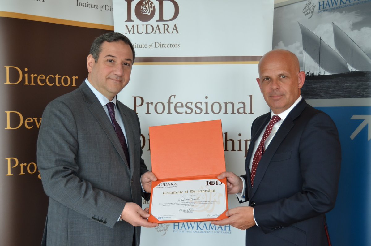 @expat_andrew has successfully completed #Hawkamah's DDP &amp; is now a Certified Professional #Director. Congrats...