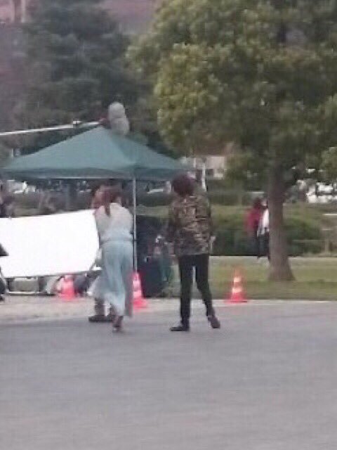 嵐ジャニーズ情報 目撃情報 横浜赤レンガ倉庫で伊野尾慧と山本美月に遭遇 映画 ピーチガール の撮影 T Co M8ujzj1wpl T Co Bokz2qrr