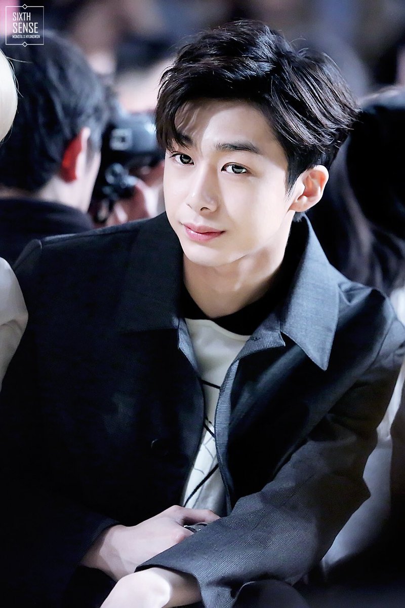sixth19940115's tweet photo. 160323 SFW 
#MONSTA_X #몬스타엑스 #형원 #HYUNGWON #새벽목소리 #무애교 https://t.co/VQ1uWHWobR