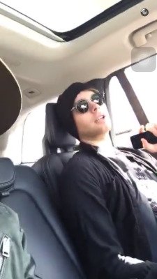 bellcurney's tweet photo. back at It again
#5SOSFam #BestFanArmy #iHeartAwards https://t.co/dB2EeexRCk