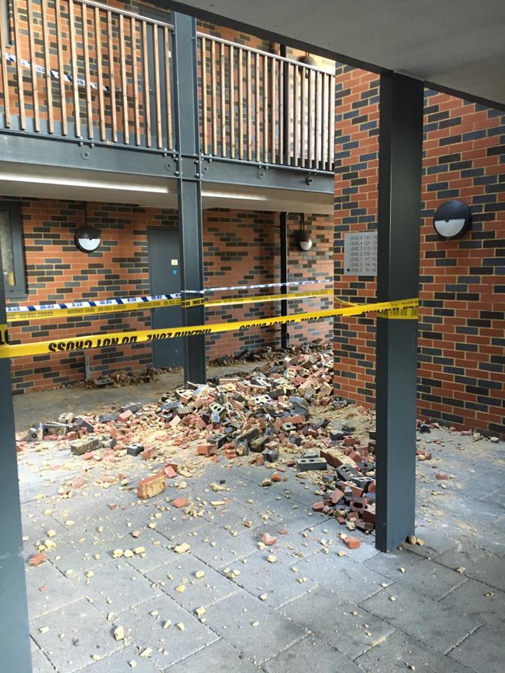 Kent_999s's tweet image. CRAYFORD: A wall at newly built flats at Townhall Square off Crayford Road was blown down by the wind this morning.