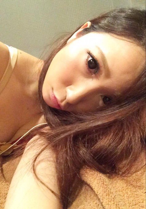 どっちも過去に出したことあるやつだけど♡ どーん https://t.co/VlQkG8MT5E<a href="/tag/pug"class="tags"><span>#pug</span></a><a href="/tag/%E3%81%8A%E6%95%A3%E6%AD%A9"class="tags"><span>#お散歩</span></a><a href="/tag/%E3%83%91%E3%82%B0"class="tags"><span>#パグ</span></a><a href="/tag/%E9%BB%92%E3%83%91%E3%82%B0"class="tags"><span>#黒パグ</span></a><a href="/tag/blackmonster"class="tags"><span>#blackmonster</span></a>