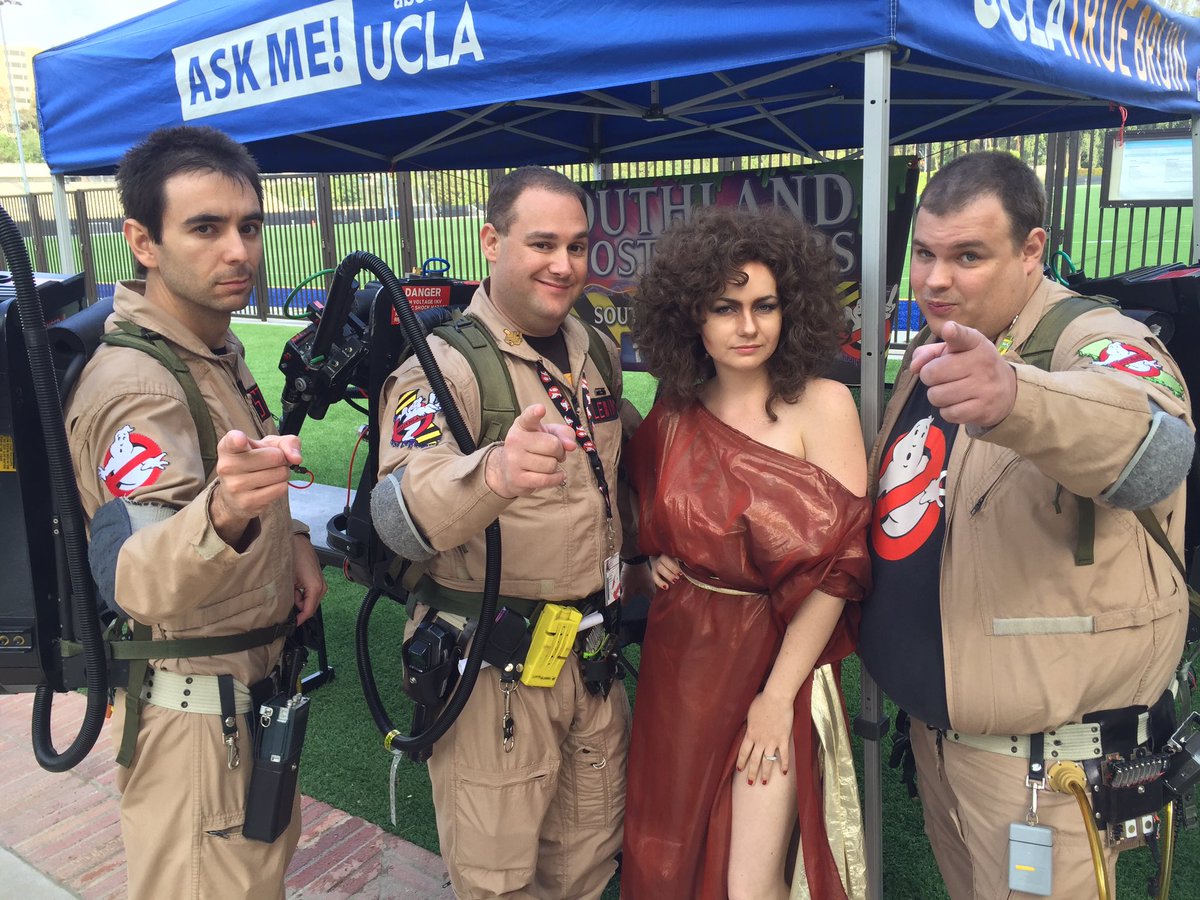 uclageekweek's tweet photo. Come on down to BruinPlaza @ucla! #uclageekweek @uclahousing https://t.co/GwoMR1jRTB