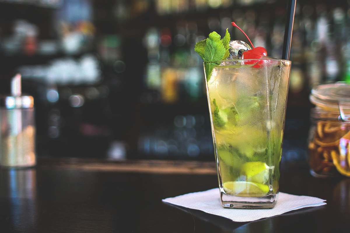 Los mejores locales para ir de #afterwork en #Madrid y empezar con fuerza la semana bit.ly/1NTbvCa