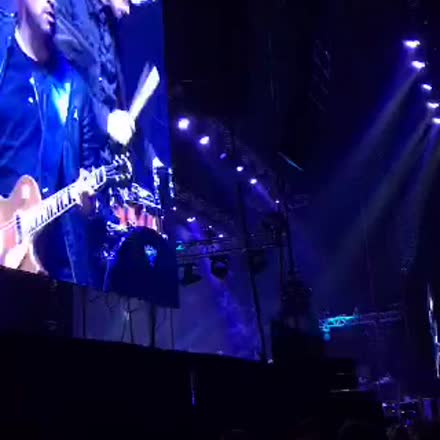 banteeva2010's tweet photo. |REPLAY| Бантеева - Питер - Земфира #katch #Periscope https://t.co/RVqnzUddBw https://t.co/oqcnuPCecL