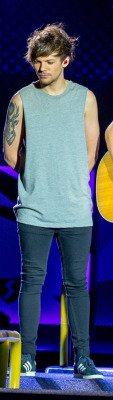 WhyLarryIsReal's tweet photo. honestly there is not a couple prettier than they're ??? also how about no https://t.co/vmBNQJY6Kl