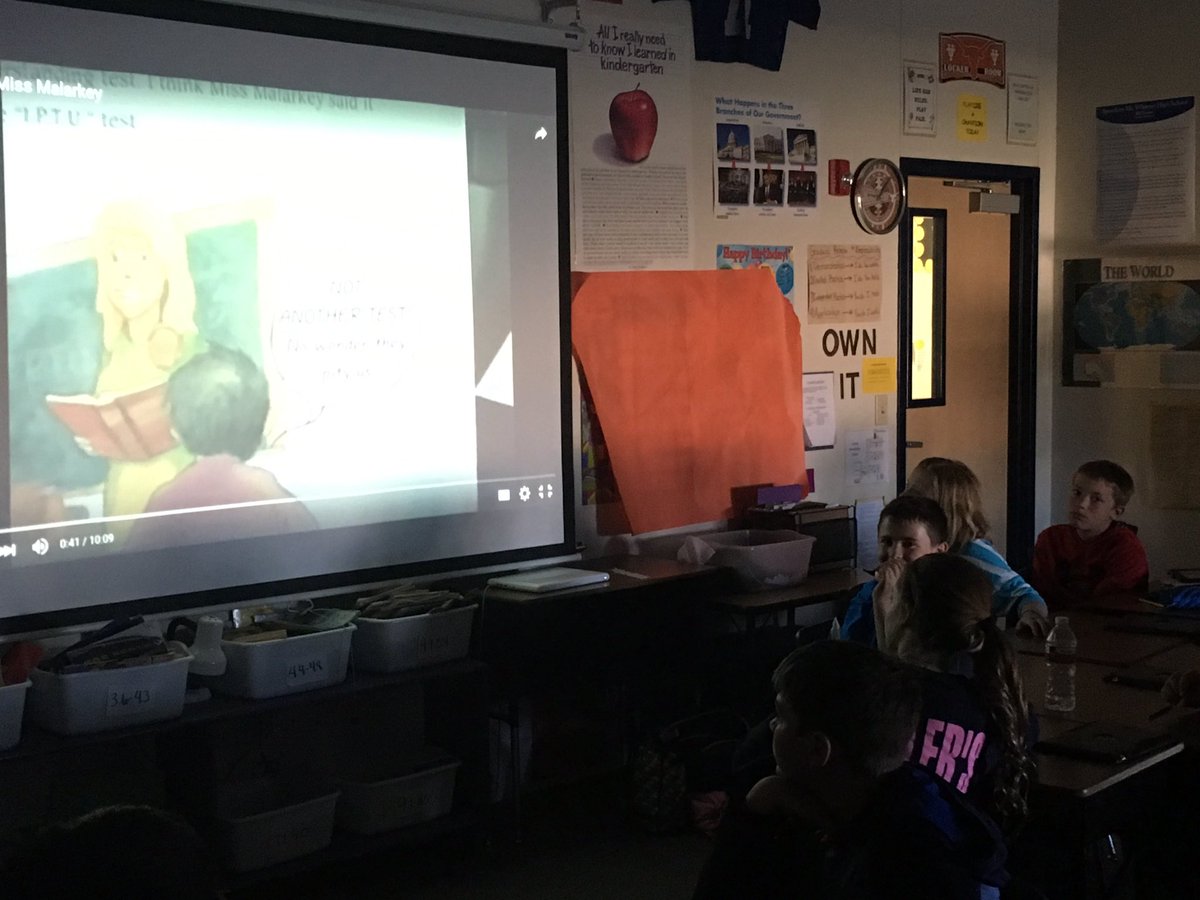 crystal_klose's tweet image. What do you do when you can't find your book? Find it on YouTube! #testingmissmalarkey #carsonstars #testinghumor