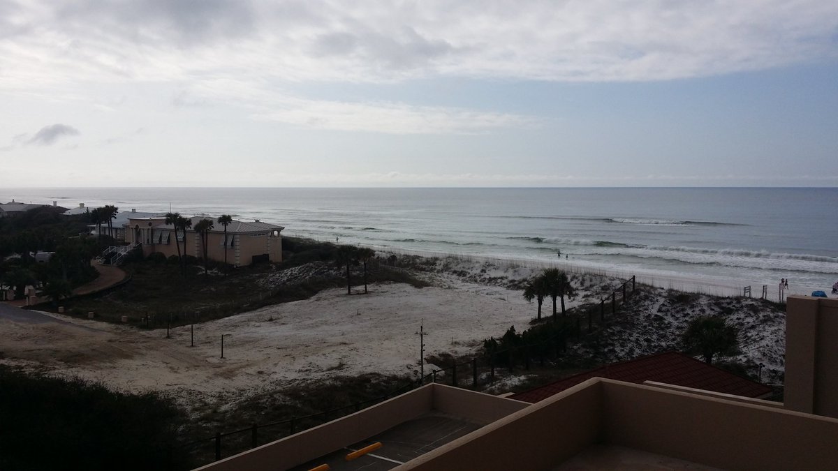 ZSoliDeoGloria's tweet photo. Love breakfast with this view! #RestRelaxRestore https://t.co/Did8gZnI2a