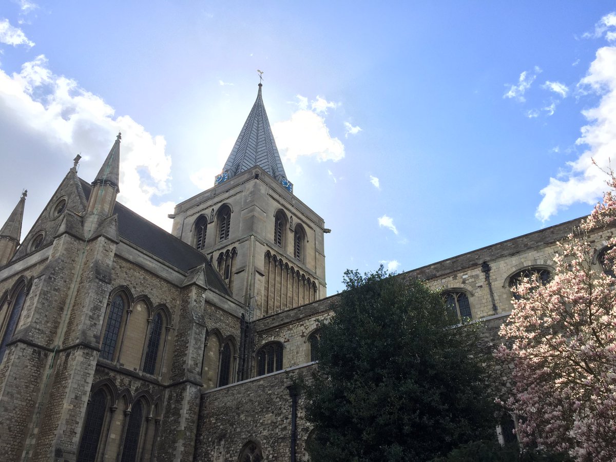 HannahDowle's tweet image. Gorgeous day out in #Rochester ☀️❤️ #stormwho #dateday #anniversary