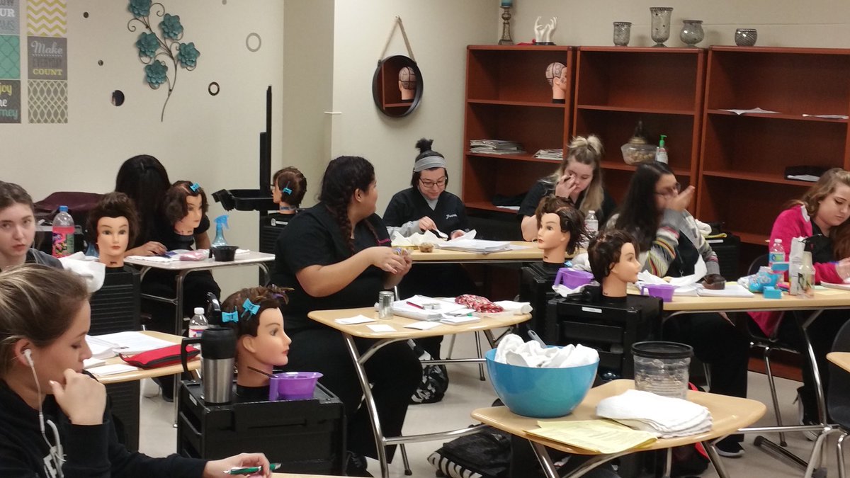 ATCCosmo's tweet photo. Preparing for #StateBoardExamination so they can be #LicensedCosmetologist upon graduation. #CosmoWorkingDiligently https://t.co/xEWazA02uw