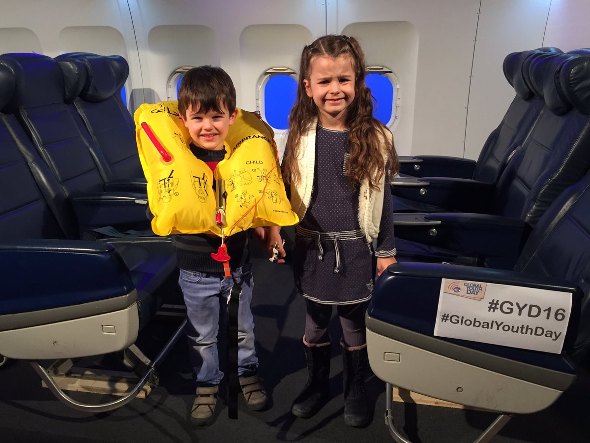 AirGYD's tweet photo. Future stewards and air hostesses in training https://t.co/rsDSsP5miE