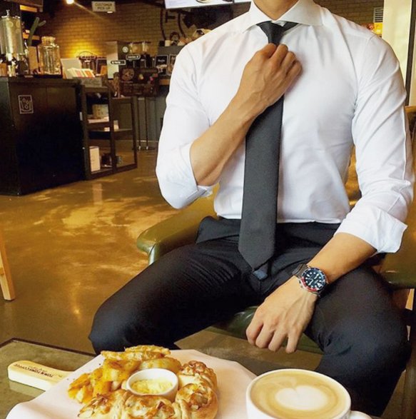 TheVenRoyal's tweet photo. Rise and shine! #VenRoyal https://t.co/eIokB1uolU