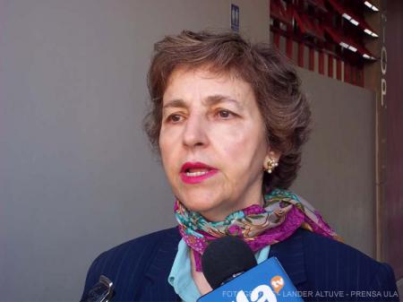 Trabajadores universitarios engrandecen a la institución con su labor día a día prensa.ula.ve/2016/03/18/tra…