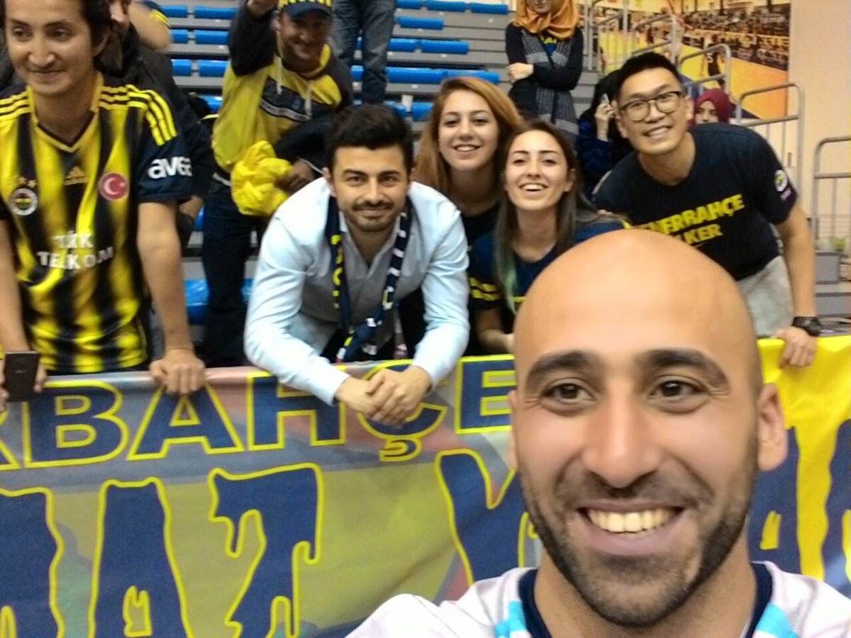 Galatasaray galibiyetinden!! <a href="/FBvoleybol/">Fenerbahçe Medicana</a> <a href="/mehmetozbek18/">mehmet özbek</a>