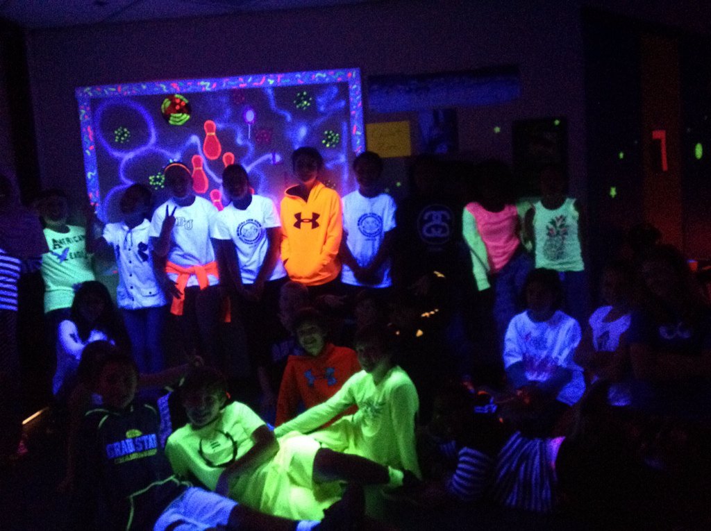 BirchviewPE's tweet photo. Cosmic fun! https://t.co/UJFzZGZvpv