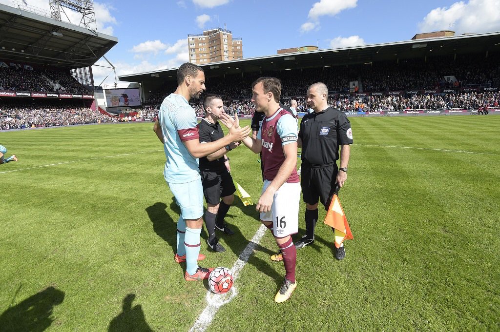 WHUFC_News's tweet photo. What a brilliant day for a brilliant player and servant to our football club! #MN16 https://t.co/6ZFuZY192l