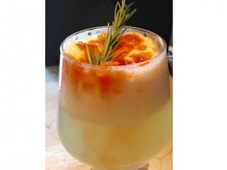 RH_restaurant tweet picture