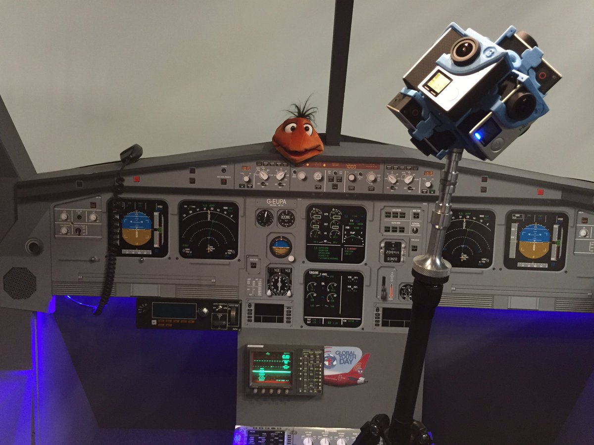 AirGYD's tweet photo. #Fribo of @stimmehoffnung wishes he took #Aeronautical Engineering in college instead of acting https://t.co/rI3AyFEl2y