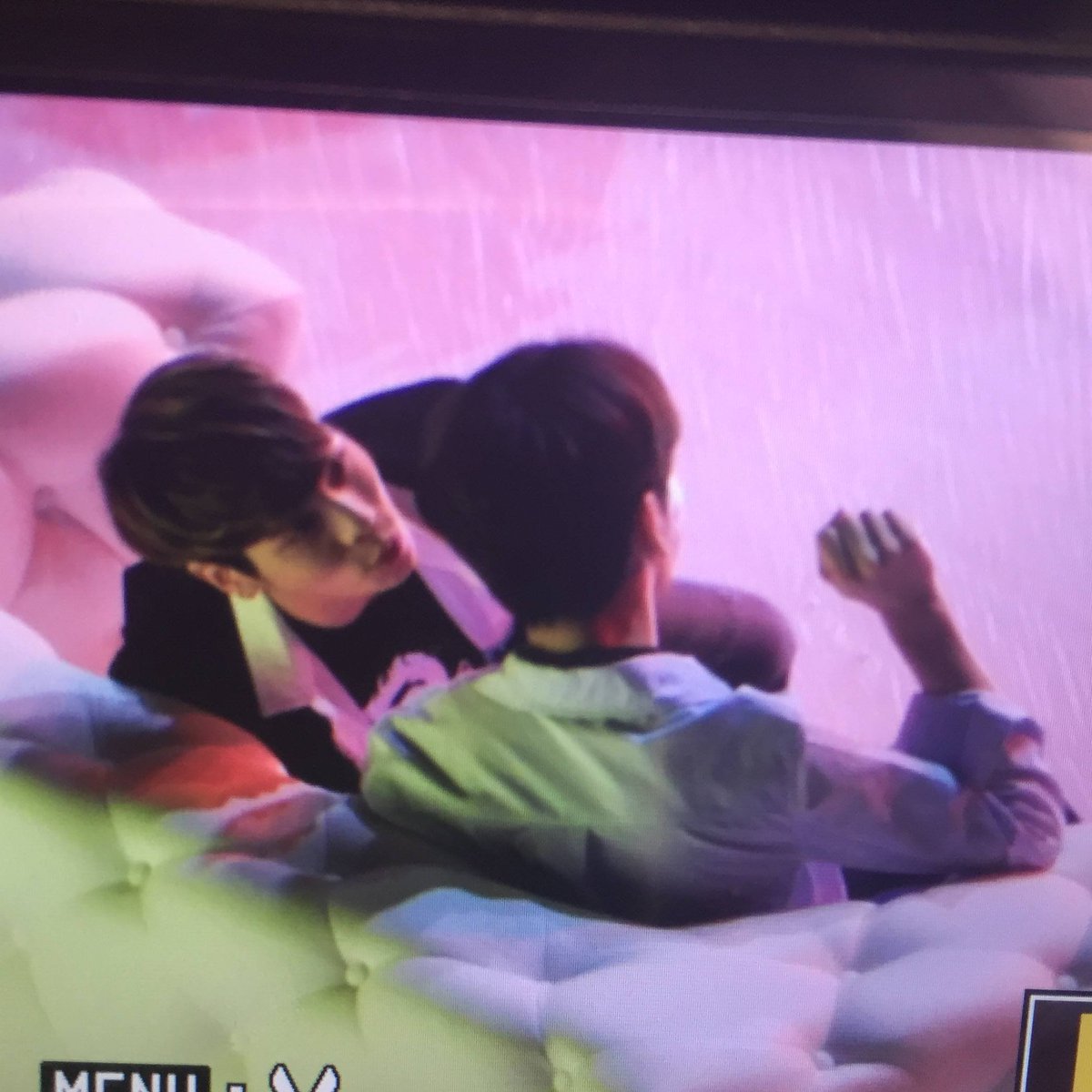 thaluuu's tweet photo. 160328 Jonghyun &amp; Key (cr.KKKIM夹心奶焕) 3p https://t.co/B8FRI8XHvK
