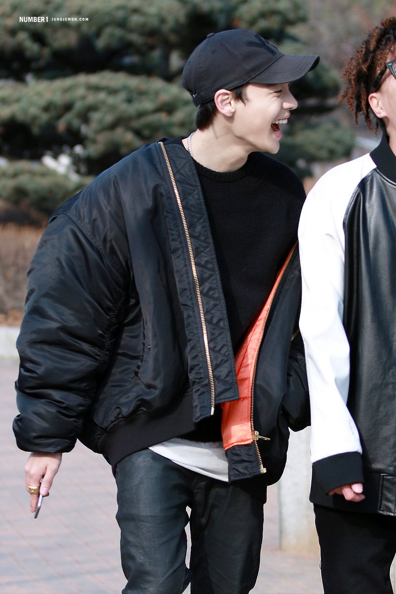 JUNGJEWONcom's tweet photo. 160312 쇼미더머니5 예선 #원 #정제원 #SMTM5 #HappyJaeOneDay ♥ https://t.co/et80PaO99K https://t.co/SRPOcBJ93Z https://t.co/JxnB9mdcUc