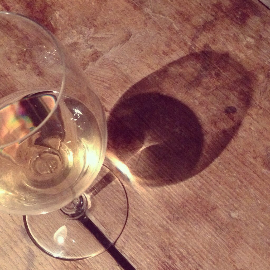 Anyone up for a glass of wine on Friday night? Wanna join us? We'll be open from 6pm...