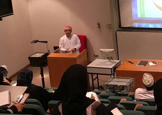 Magda Talib Al Hinai (@magda_talib) on Twitter photo Dr. Ahmed Al Hosni.. our guest <a href="/iLCSQU/">مركز التعلم الذاتي Independent Learning Center</a> giving a lecture on "Cloud computing in Education" Dr. Ahmed Al Hosni.. our guest <a href="/iLCSQU/">مركز التعلم الذاتي Independent Learning Center</a> giving a lecture on "Cloud computing in Education"