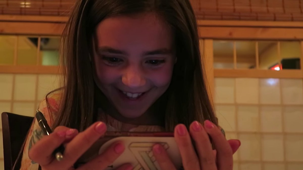 knuccio255's tweet image. @shaycarl New Vlog Shaytards fans! Watch this amazing family! 
👍👍👍👍👇👇👇
youtu.be/U-IxWeQOE7s