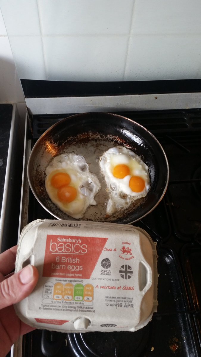 sean_reddington's tweet photo. Not 1 but 2! Double yolk eggs! Thanks very much! @sainsburys @SainsburysNews #doubleyolk #eggs #Sainsburys https://t.co/6QEBoTbCZL