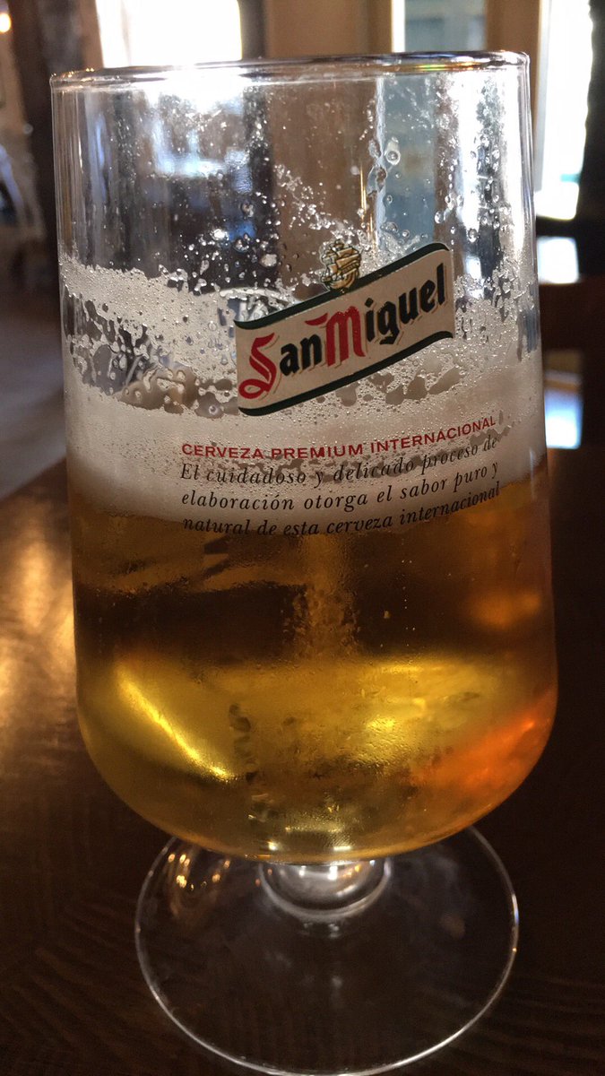 Waynesworldss's tweet image. Bank Holiday Beer is required on my Monday Stroll @mulberry Tree #needtogetout