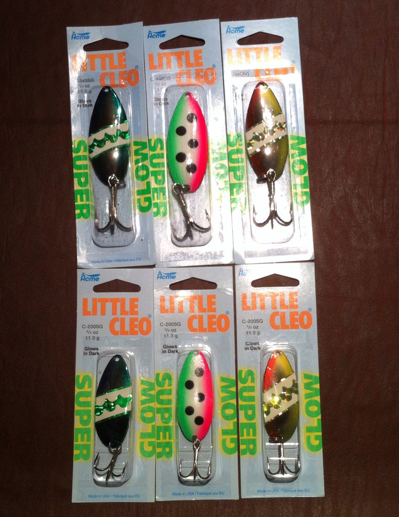Barfa_ganoush's tweet photo. I picked up these gems from @DICKS! NEW COLORS! #LittleCleo good lures for #salmon #pike #bass #steelhead https://t.co/LsAjxiQbRZ