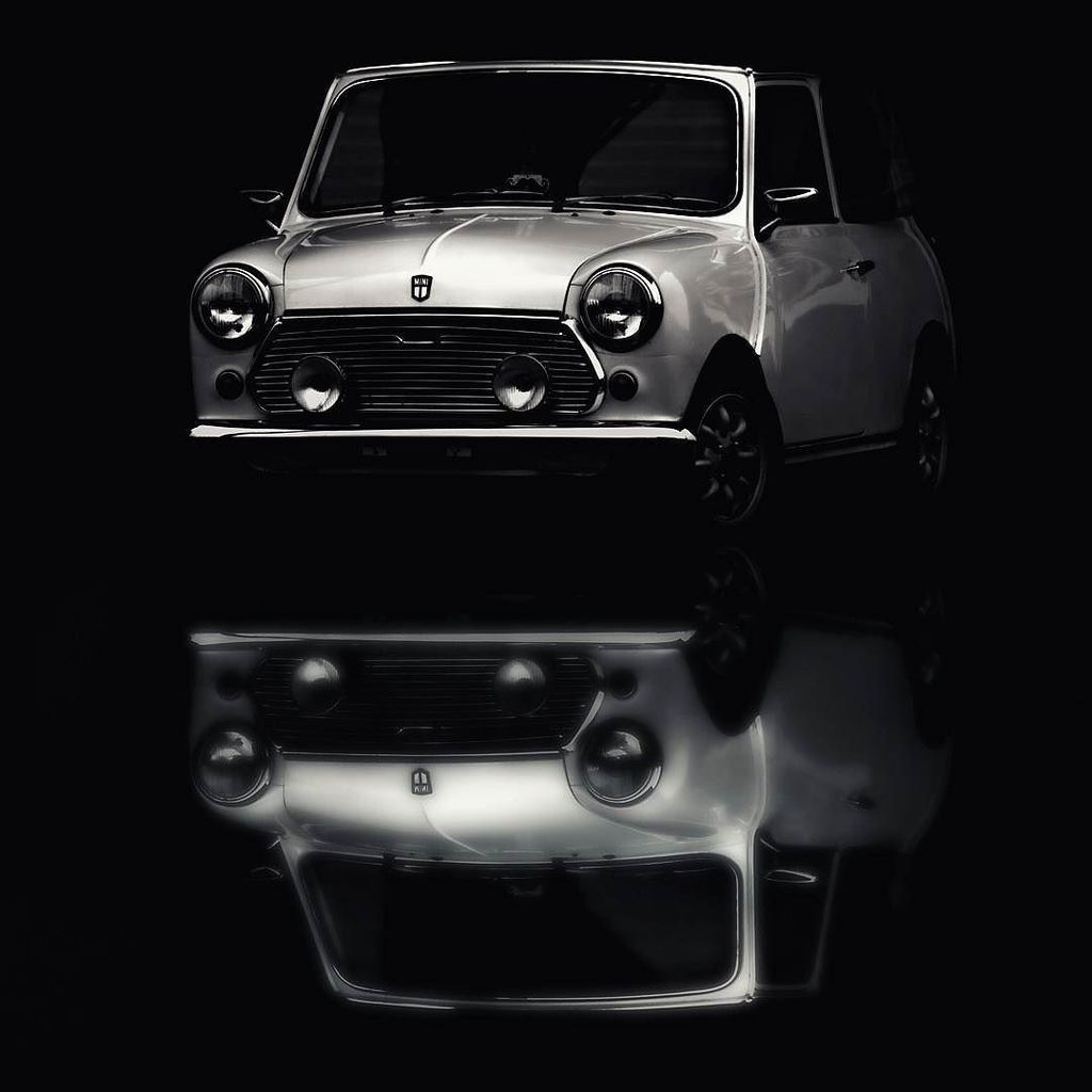 oldcar_photo tweet picture