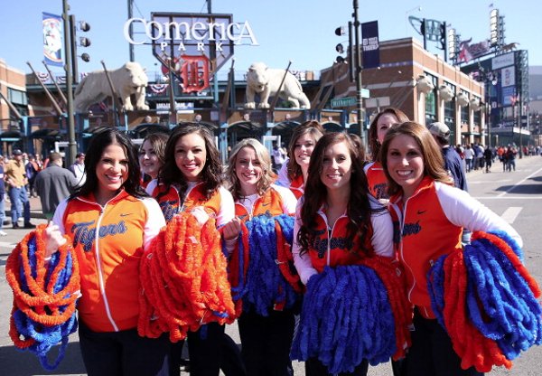 EasternMarket's tweet photo. 🐯⚾ Spaces are filling up fast! Tailgate at #EasternMarket for #OpeningDay: https://t.co/nDakvgZKYE | @tigers https://t.co/HwJWu0oQoa