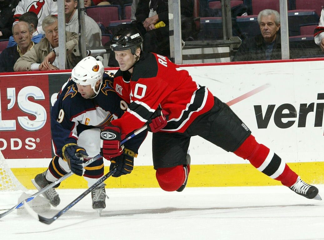 Happy 39th birthday today to former NHL centerman - Erik Rasmussen (<a href="/iluvtofish/">Erik Rasmussen</a>) born in Mpls, MN <a href="/OriolesHockey/">SLP Orioles Hockey</a>