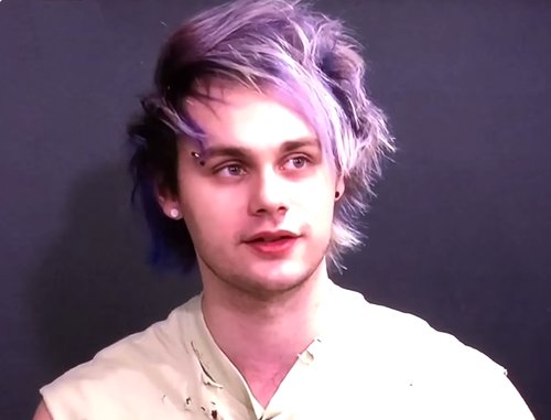 jomcquin's tweet photo. I'm going to tweet 100 pictures of Michael. Rt to vote 12/100 #BestFanArmy #iHeartAwards #5SOSFam https://t.co/xK9uMihyLV