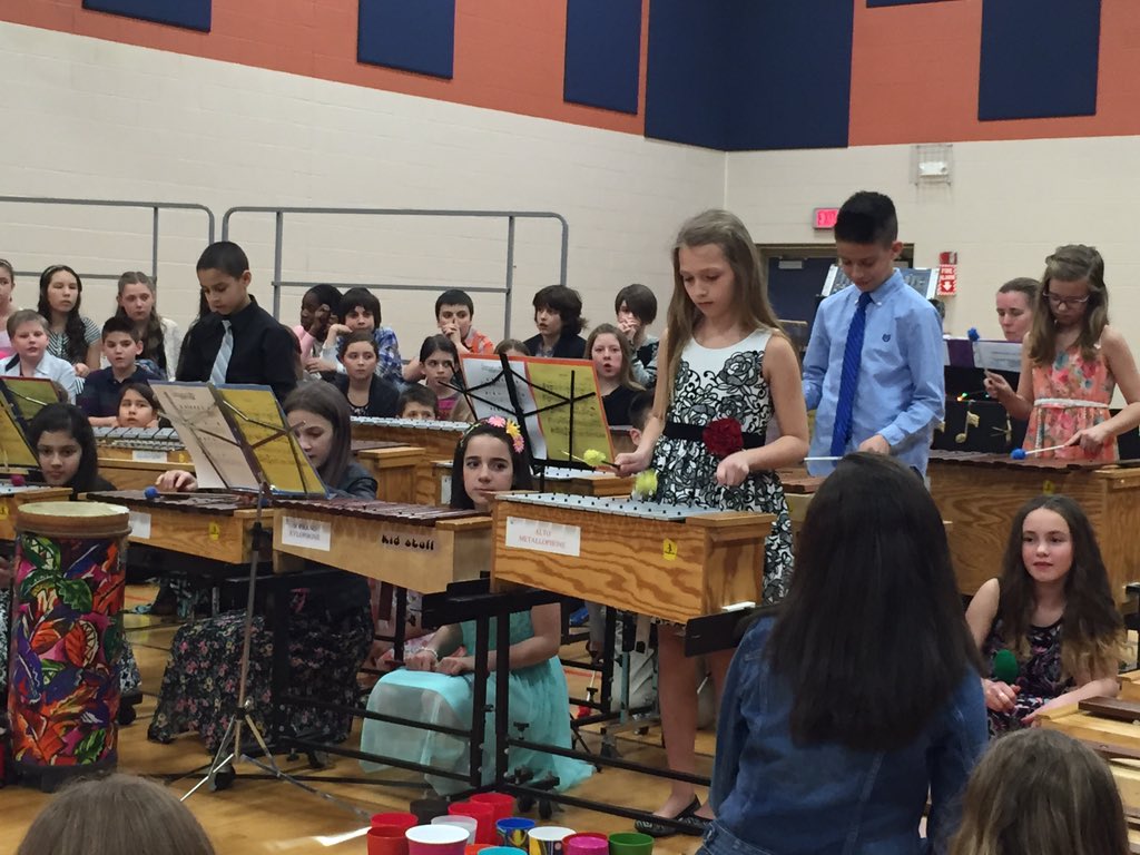 ColetteSeaver's tweet photo. What an incredible music informance our 5th grade students gave last week. https://t.co/fsHgQRGAOv