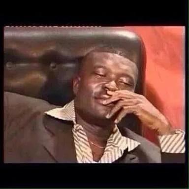 Jag_ubani's tweet image. #cuproblems 
Me: Guy i will withdraw after service 
Atm machine: