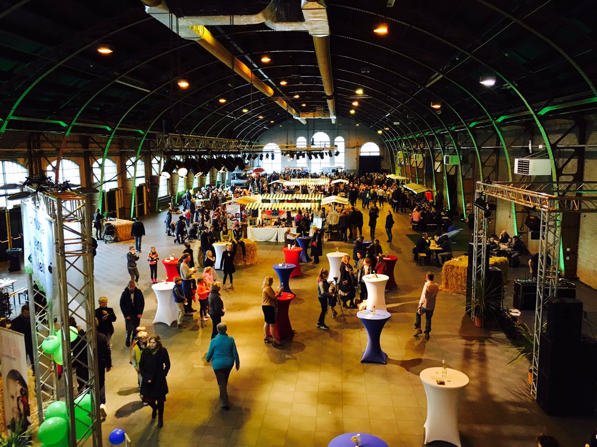 De eerste Tilburgse Plattelandsbrunch in de <a href="/Spoorzone013/">Spoorzone Tilburg</a> was een groot succes! Wauw
