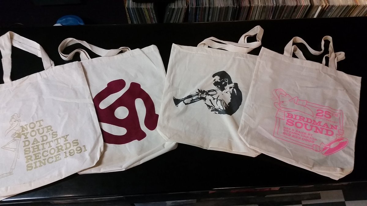 dirtyprinthouse's tweet photo. Custom record totes . Sure you can put vegetables and cat food in them but lps are soo much cooler.@BirdmanSound . https://t.co/9N9BoQOUoN