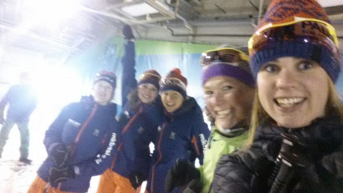 schaatsmeiden's tweet photo. Mooie afsluiting van het seizoen @SnowWorldNL #landgraaf #mkbasics.nl #paletschilderwerken https://t.co/wRX640PTgX