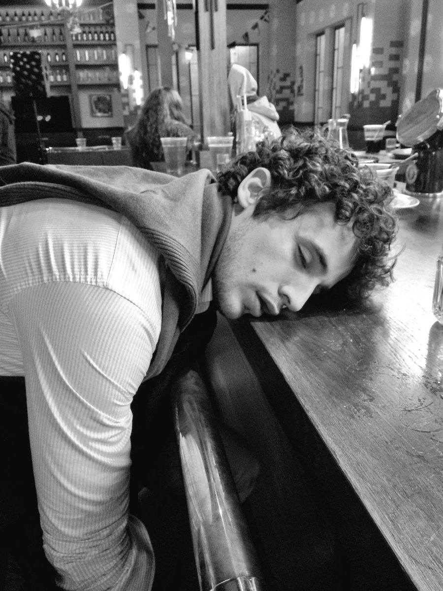 coke_ro7's tweet photo. #Kiko me pone en unas situaciones... Nos vemos este miércoles a las 22:30 en antena 3 #buscandoelnorte7 https://t.co/nzoOzRNgfD