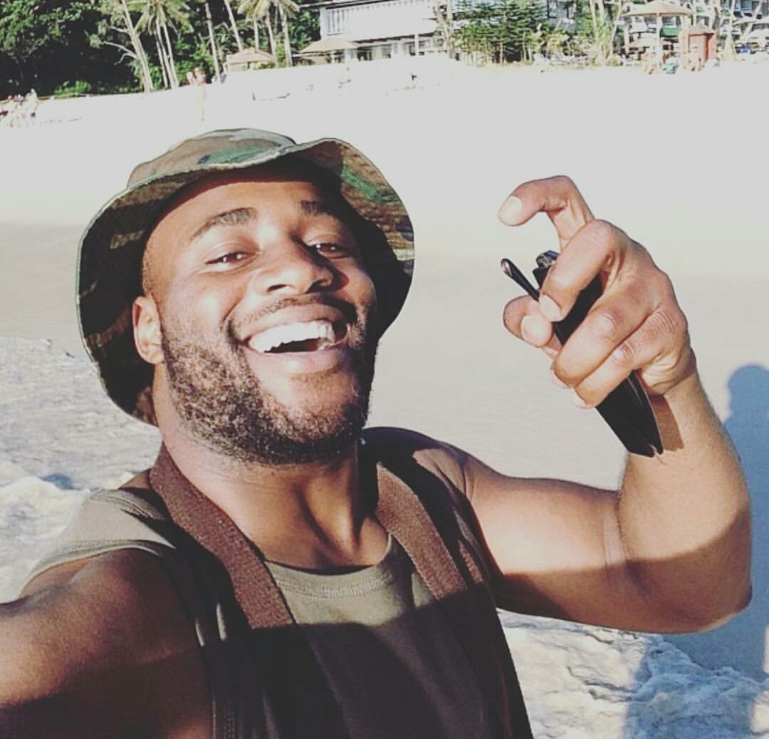 MayaMel1998's tweet photo. MAMAAaa Ce Sourire 😇😮😱
#GRADitude  @GRADIDUR https://t.co/F6NyGSwNTl
