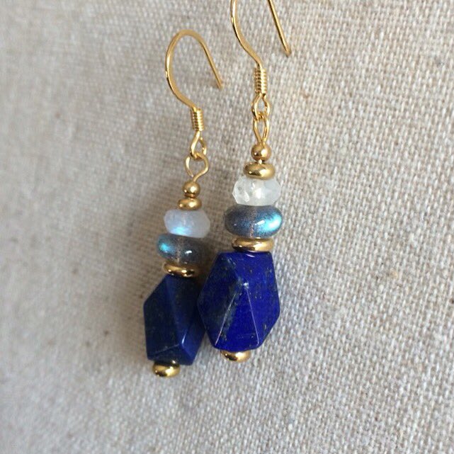 HouseofLaveya's tweet photo. 🌈Lapiz Lazuli Labradorite n Moonstone Earrings 🌈 Happy Monday! 🎀🎁 https://t.co/nLeeNxJWXe 🤗Share😍💕✨ https://t.co/eN4ZI0LtnQ
