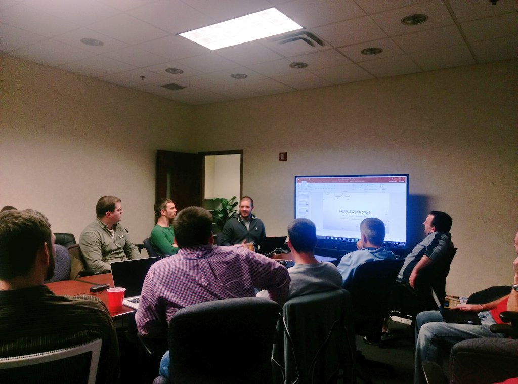 CapitalAreaSE's tweet photo. EmberJS quick start by Mike Melusky #centralpa #javajug #javascript https://t.co/sUw9VG1sVv