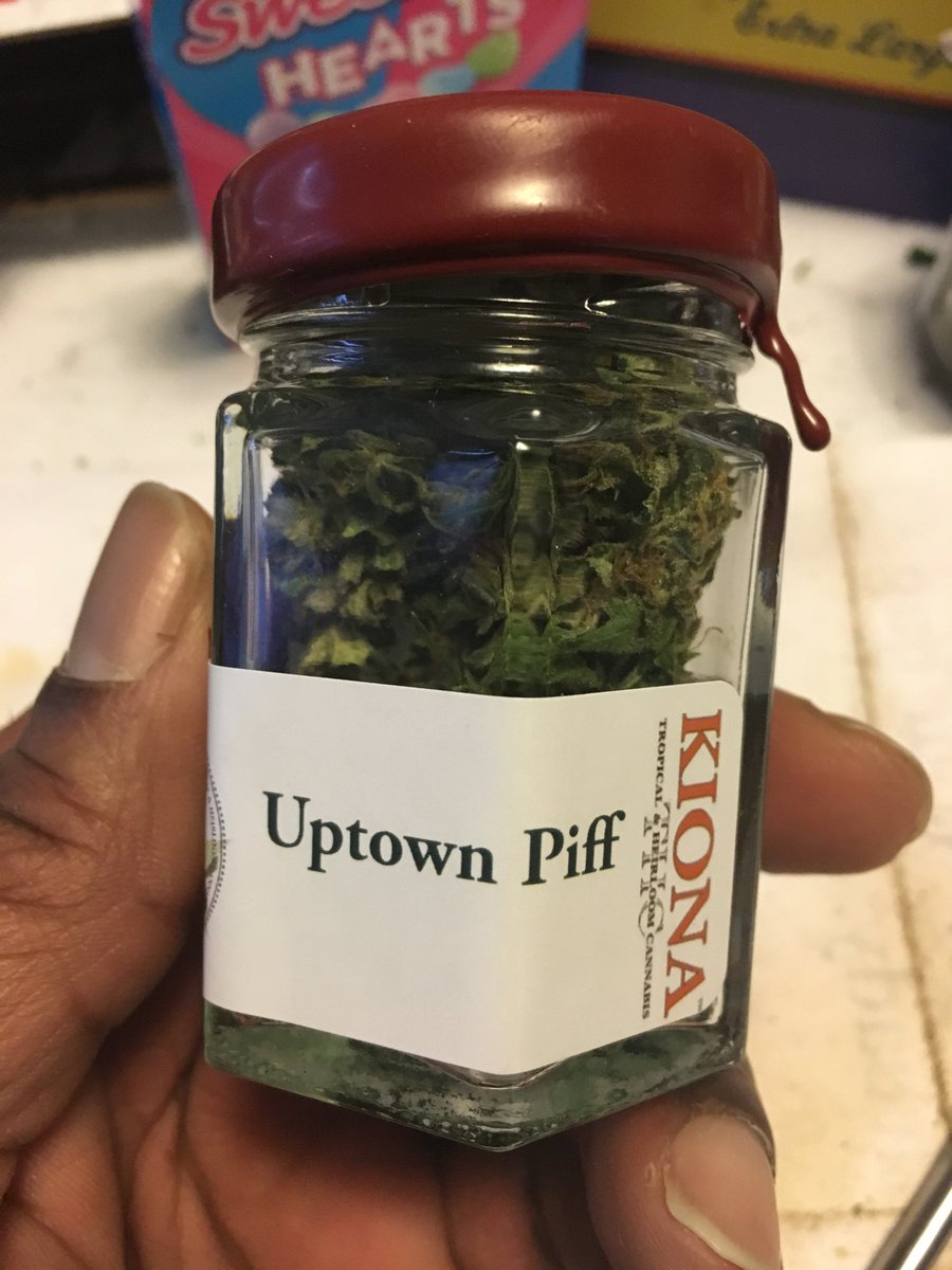 Budvisor420's tweet photo. Happy 4:20! 😘 My new favorite from @KionaTHC Uptown Piff!  🔥 Very smooth! https://t.co/T6m1ZJ7Sge