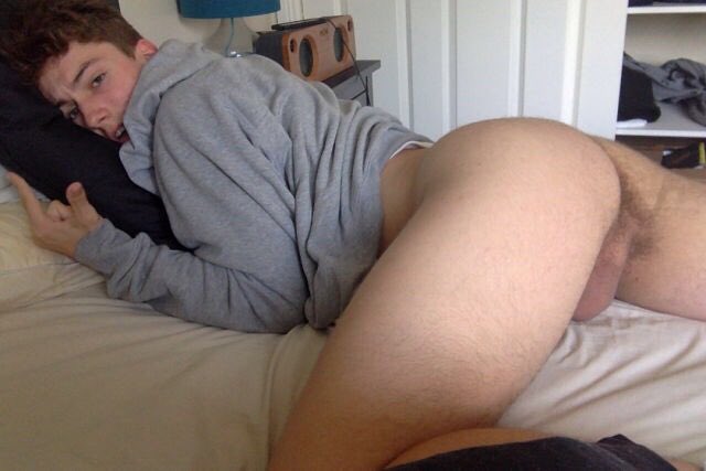 GaySnapchat tweet picture